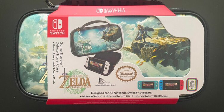 Présentation de la pochette Zelda Tears of the Kingdom pour Nintendo Switch